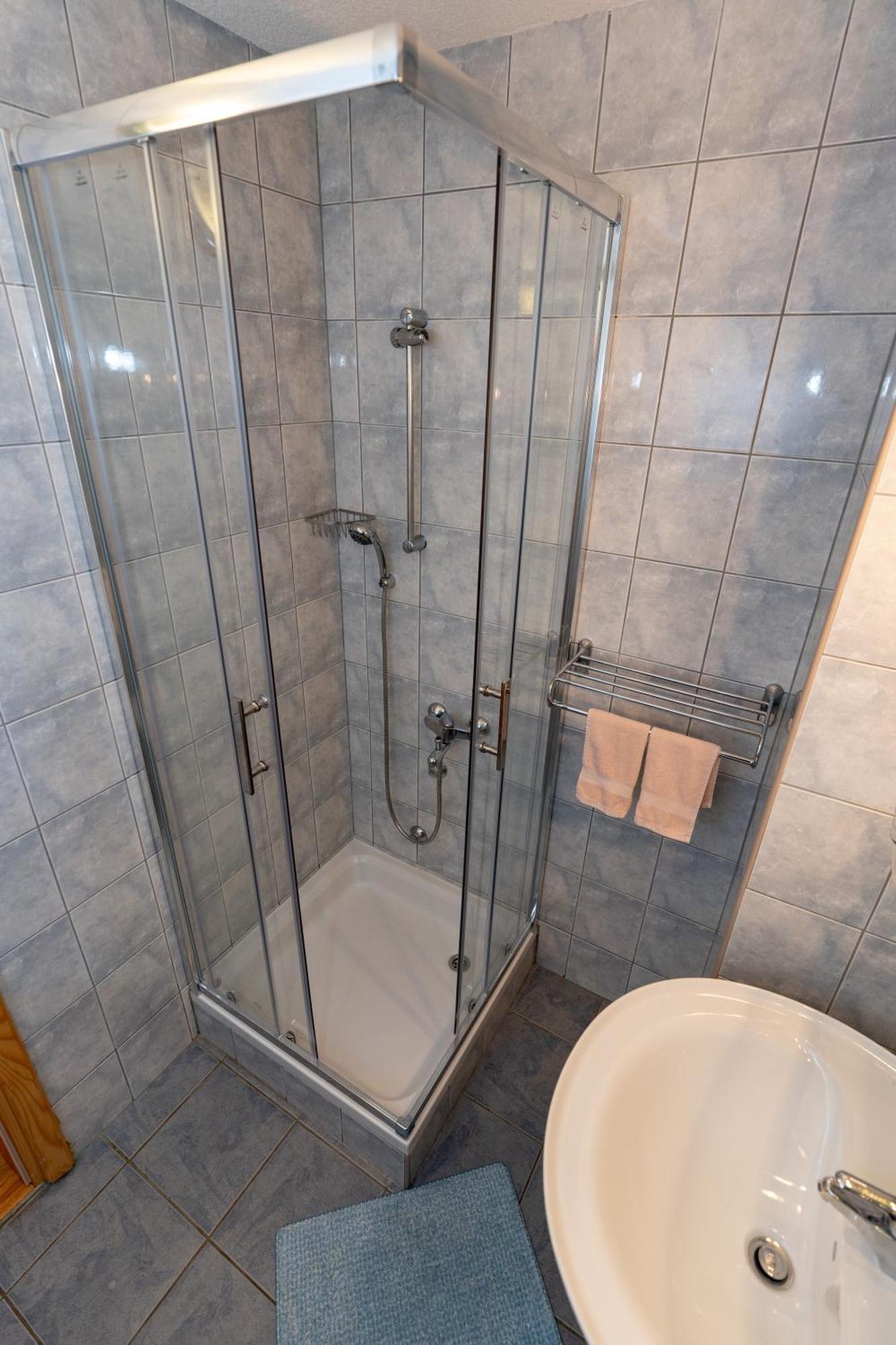 Apartman Miramare โอโทชาส ภายนอก รูปภาพ