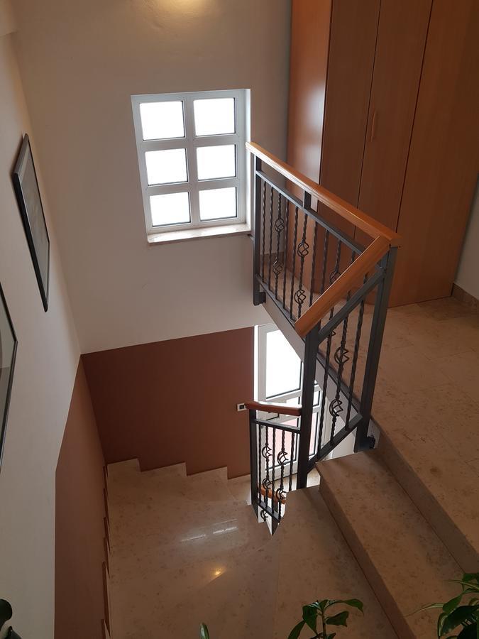 Apartman Miramare โอโทชาส ภายนอก รูปภาพ