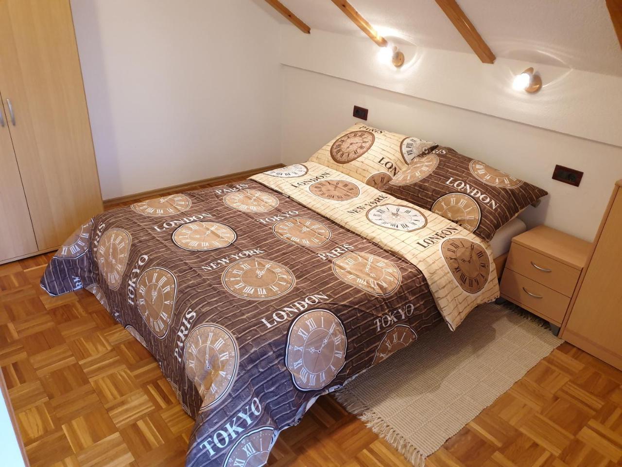 Apartman Miramare โอโทชาส ภายนอก รูปภาพ